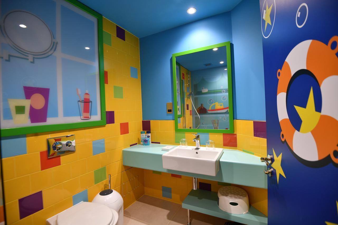 Cbeebies Land Hotel Biddulph  Exterior photo